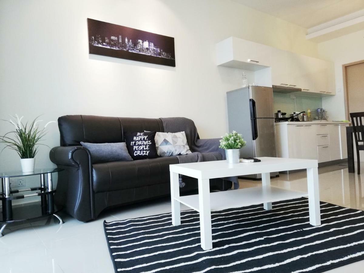 פטלין ג'איה Ara Damansara Oasis Residence, Specious Home 4-8Pax, 8Min Subang Airport, 10Min Sunway מראה חיצוני תמונה