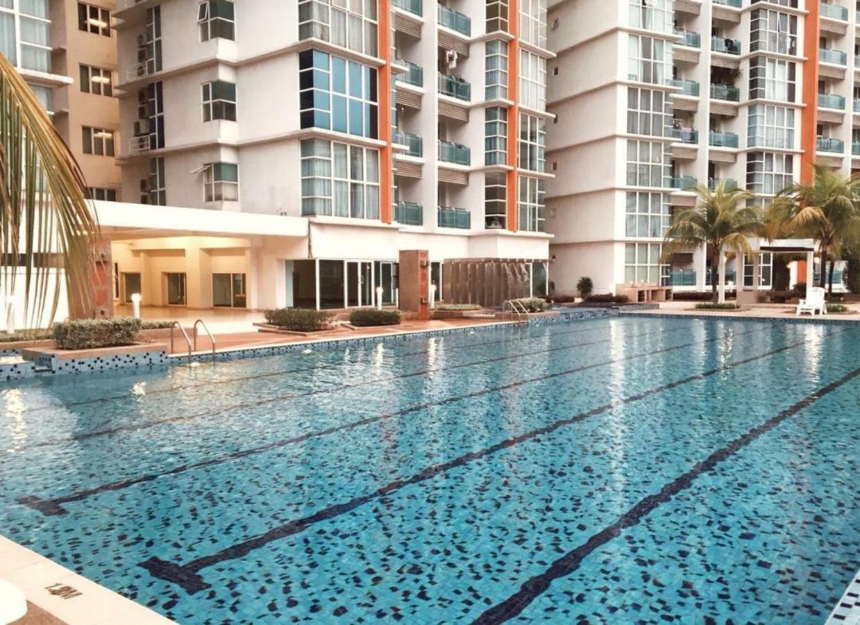 פטלין ג'איה Ara Damansara Oasis Residence, Specious Home 4-8Pax, 8Min Subang Airport, 10Min Sunway מראה חיצוני תמונה