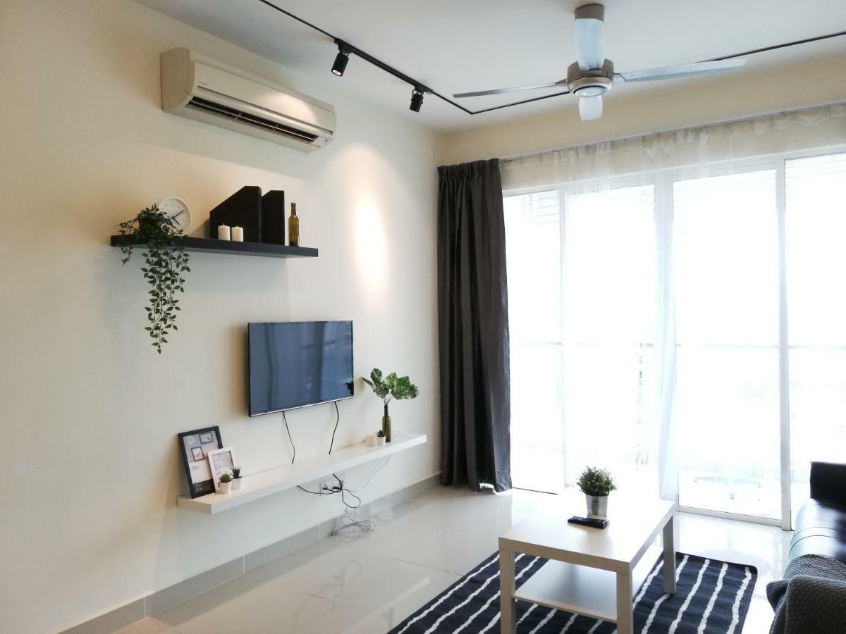 פטלין ג'איה Ara Damansara Oasis Residence, Specious Home 4-8Pax, 8Min Subang Airport, 10Min Sunway מראה חיצוני תמונה